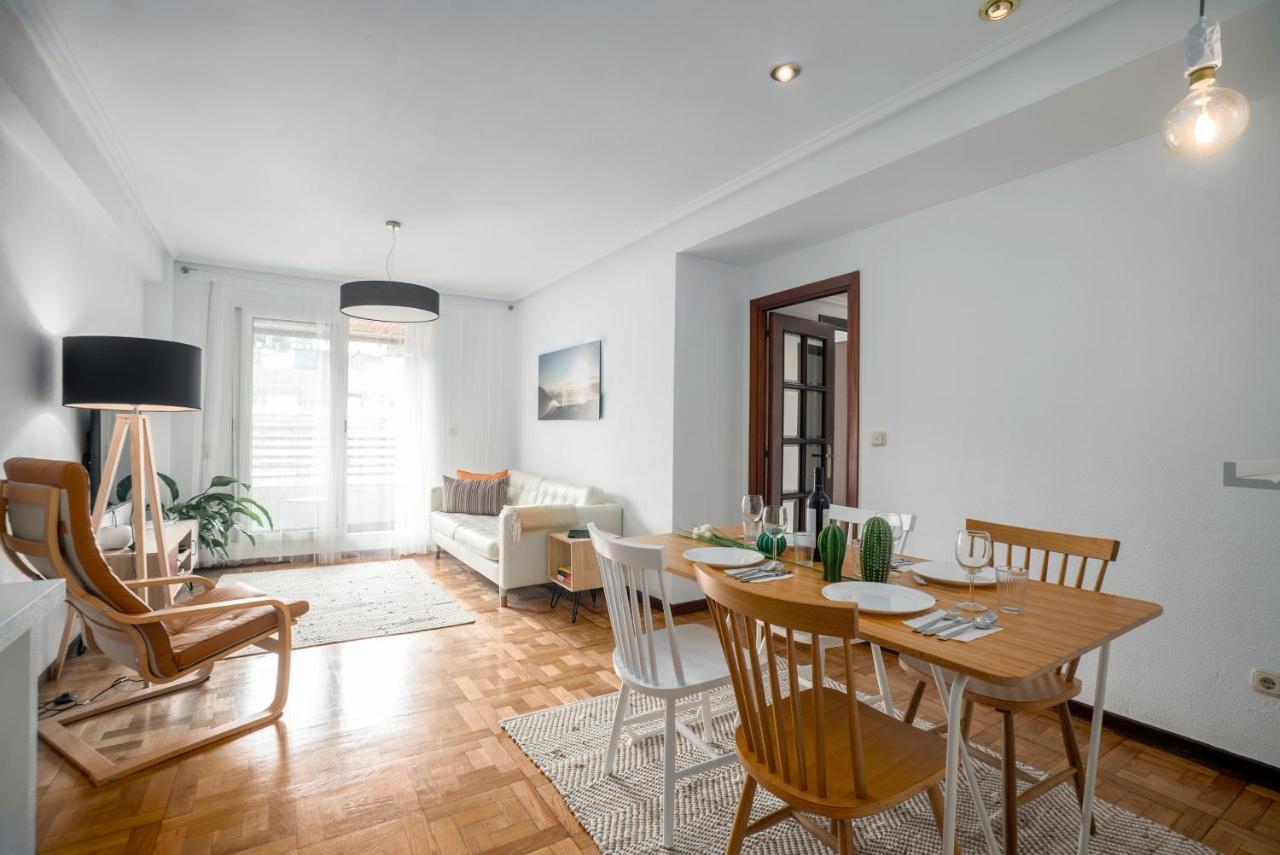 Apartamento Muy Comodo Con Parking San Sebastian Exterior photo